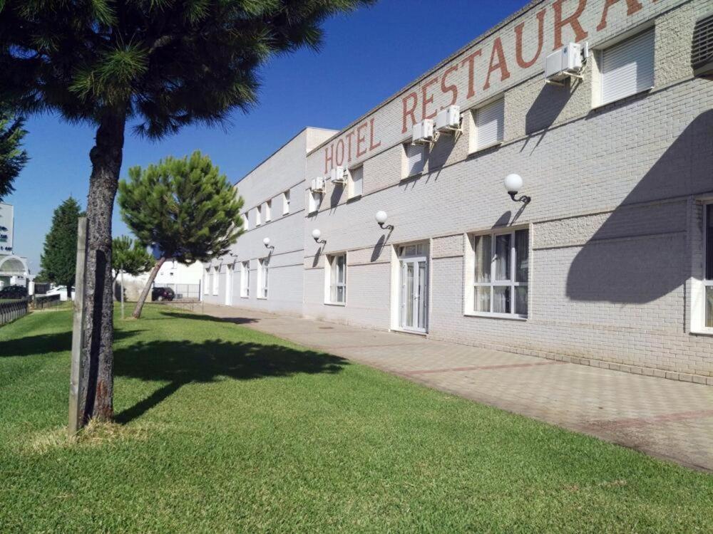 Hotel Puerto De Palos Palos de la Frontera Exterior photo